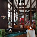 Du Commerce Chez Stephane Hotel Roumazières