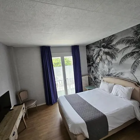 Hotel Du Commerce Chez Stephane 2*