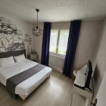 Du Commerce Chez Stephane Hotel Roumazières