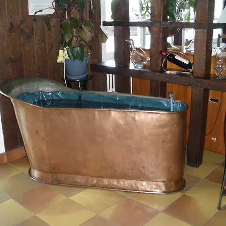 Ξενοδοχείο Du Commerce Chez Stephane Roumazières