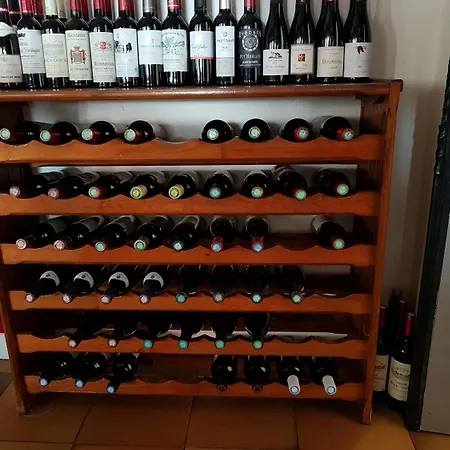 Du Commerce Chez Stephane Hotel